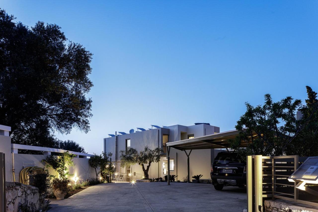 Rizes Villa With Jacuzzi & Heated Pool Agia Triada Экстерьер фото