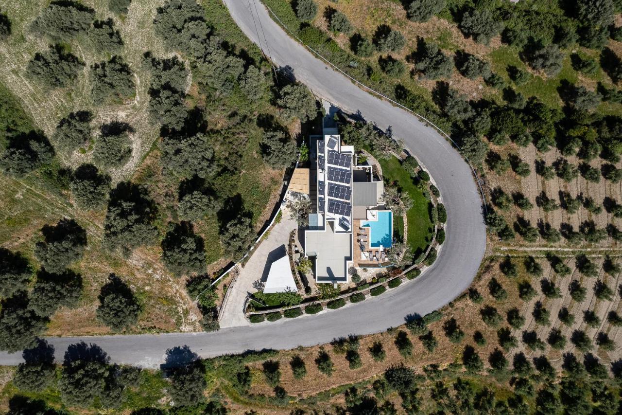 Rizes Villa With Jacuzzi & Heated Pool Agia Triada Экстерьер фото