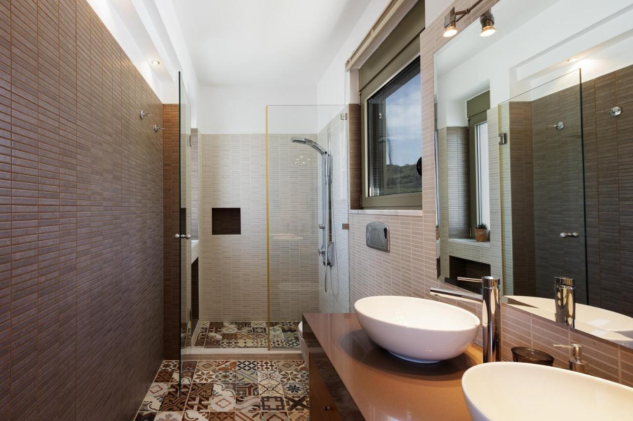 Rizes Villa With Jacuzzi & Heated Pool Agia Triada Экстерьер фото